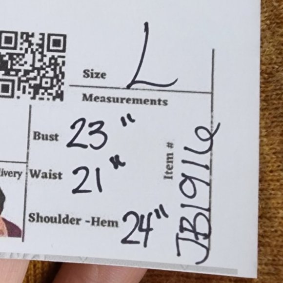 Preloved Yellow Floral Knit Printed Vest Size L - Picture 10 of 10